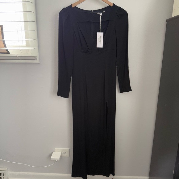 Reformation 0 NEW Kalani Midi Dress Black Long Sleeve Cut Out Neck Slit Cut - Picture 2 of 12